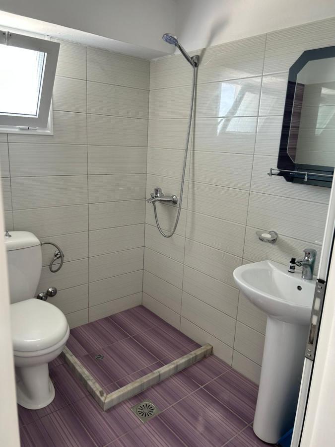 Eri Rooms Sarandë Exterior foto